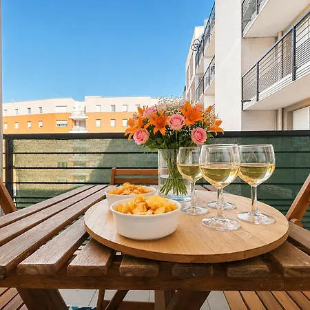 T2 Climatise Proche Gare De Apartamento